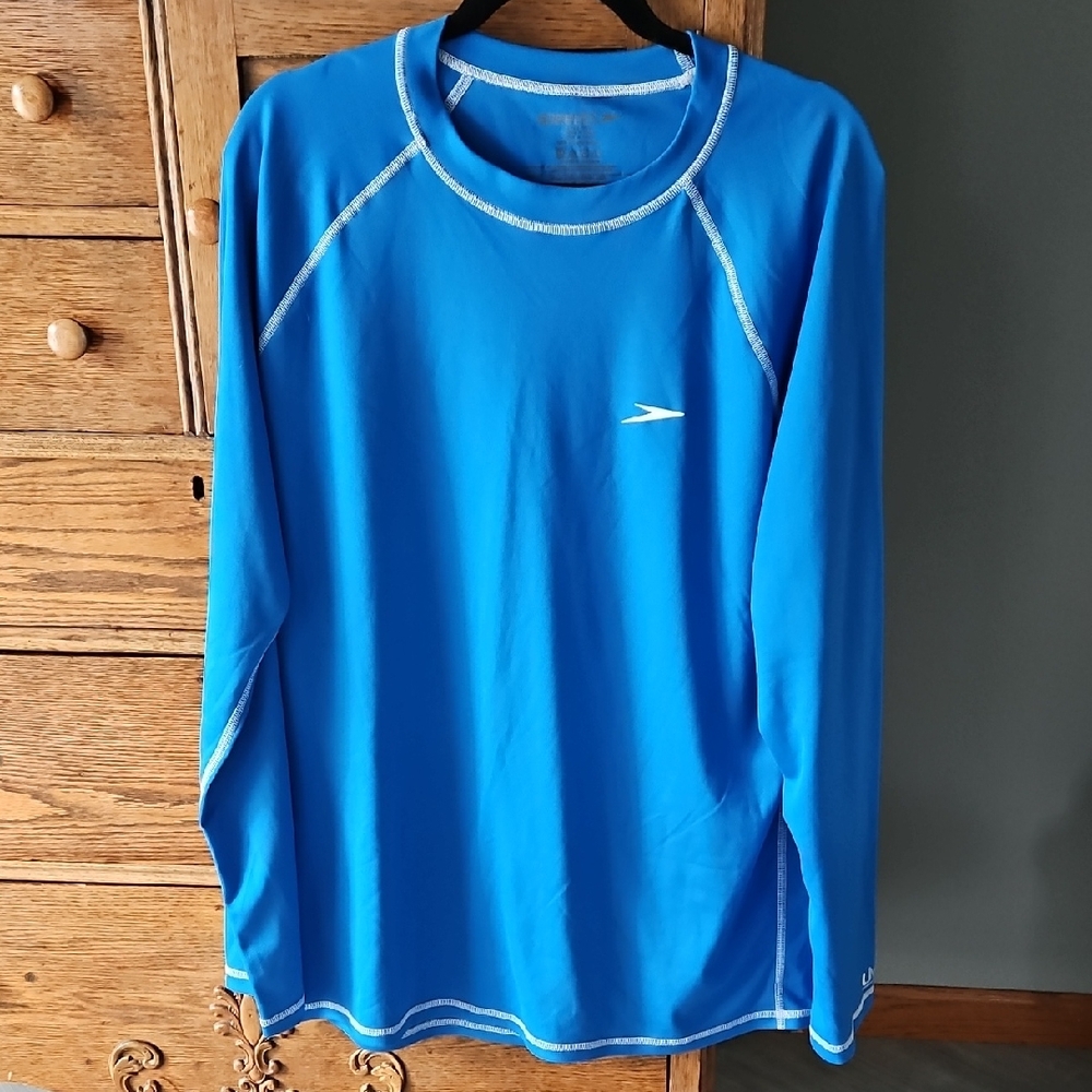 🌊 Speedo Men's Vibrant Blue Rash Guard